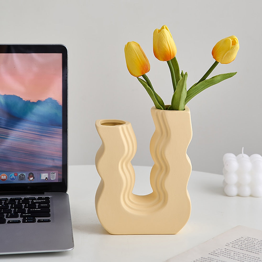 Wavy Colored Vases